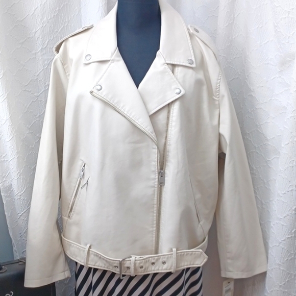 Levi Strauss & Co. Plus Faux Leather Belted Motorcycle Jacket - Picture 2 of 12